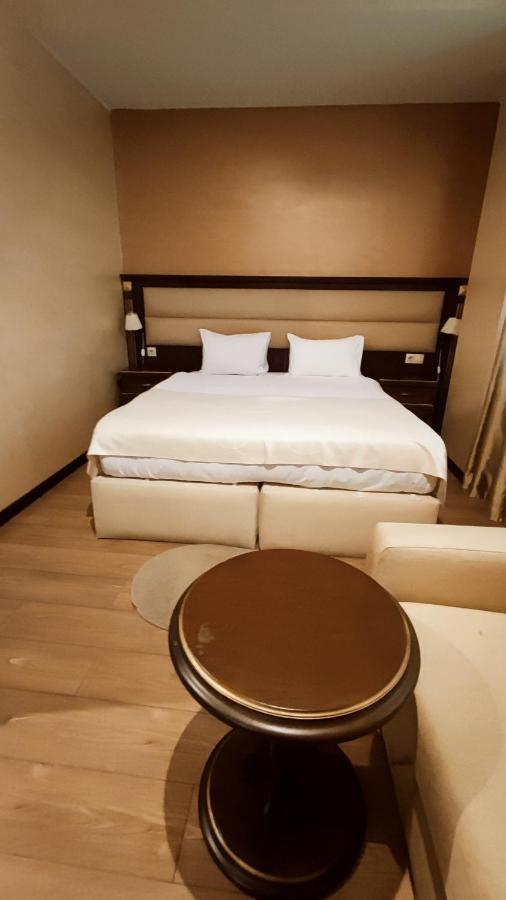 Smith'S Boutique Hotell Baku Exteriör bild